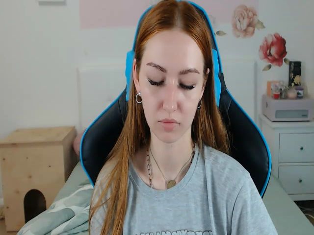 Live sex webcam photo for CassidyShine #268683988