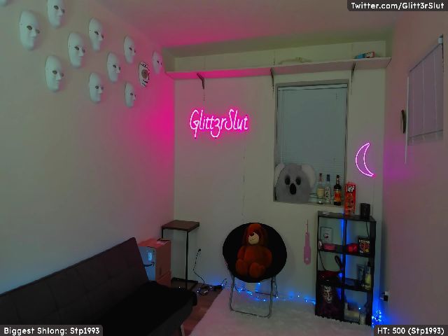 Live sex webcam photo for Glitt3rSlut #268678361