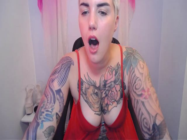 Live sex webcam photo for MissCharliex #268688307