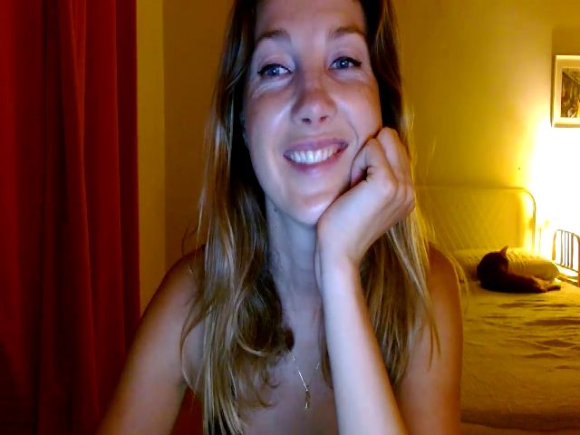Live sex webcam photo for HappyAlise #268696224
