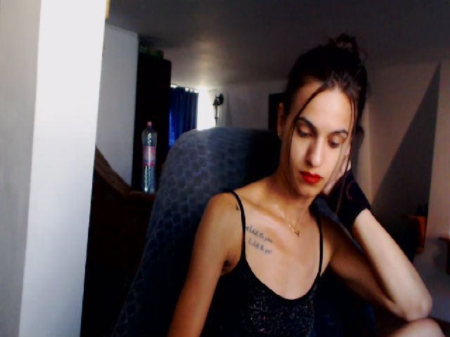 Live sex webcam photo for Supreme_Sophy #268689313