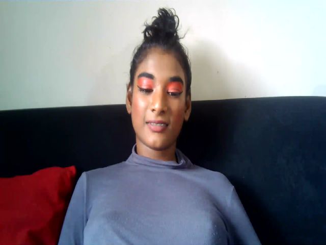 Live sex webcam photo for dirtyrissa69 #268686881