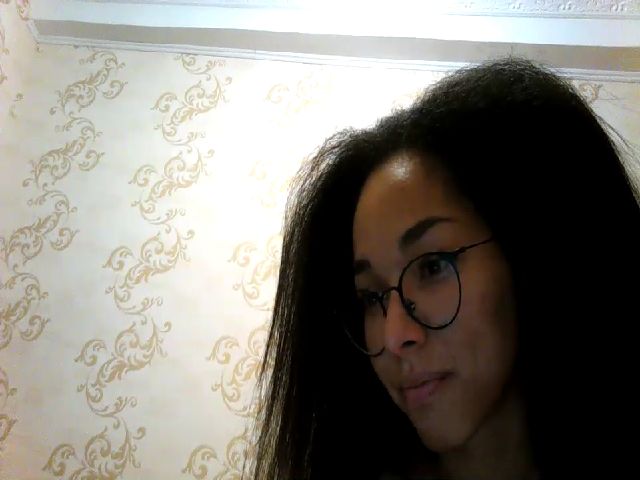 Live sex webcam photo for Carmel_Dee #268677558