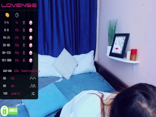 Live sex webcam photo for AnisaPaul #268681958