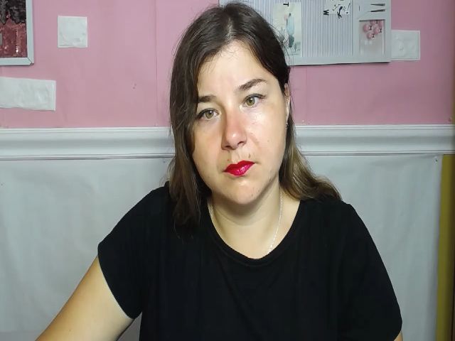 Live sex webcam photo for MonLais #268681969