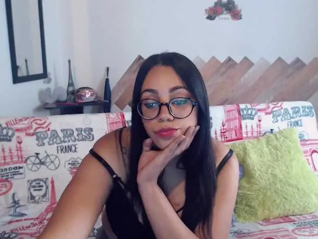 Live sex webcam photo for Latinqueenps #268692663