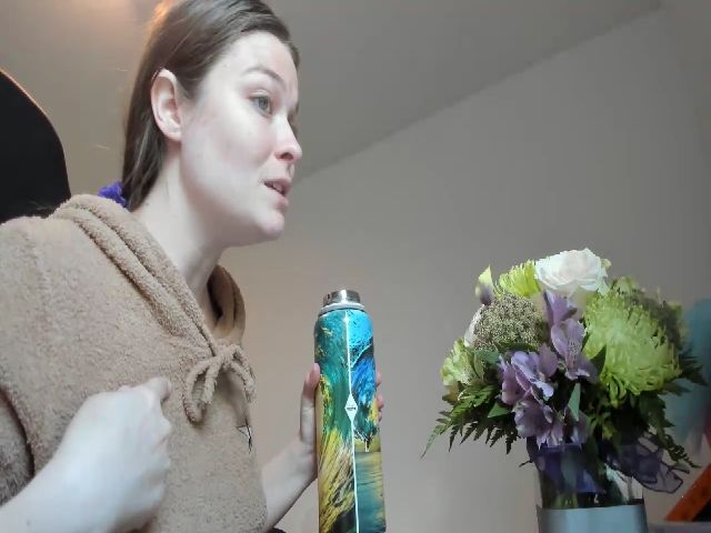 Live sex webcam photo for Serina_ #268690158