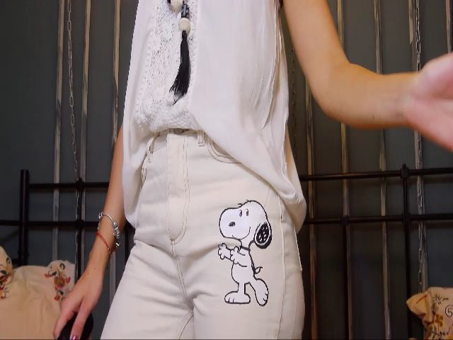 Live sex webcam photo for LysAddiction #268684597