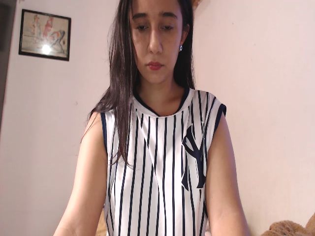 Live sex webcam photo for OnixxLee #268693618