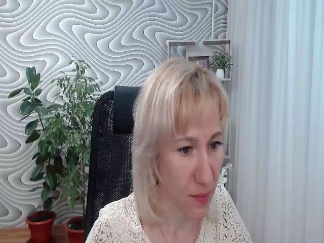 Live sex webcam photo for SvenIsolde #268694057