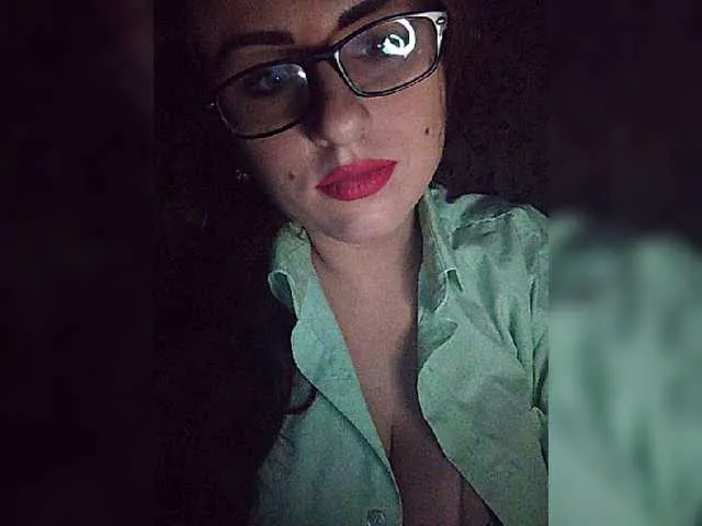 Live sex webcam photo for SatinUrban #268674788