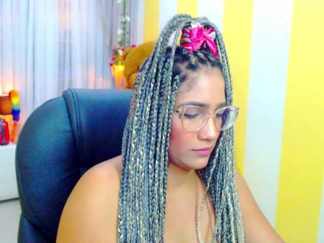 Live sex webcam photo for Eloveskamy #268704508