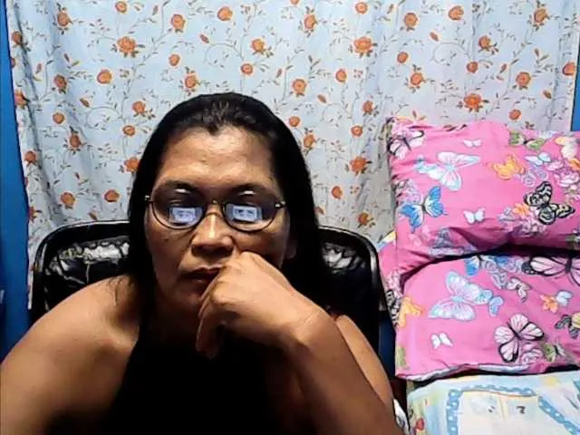 Live sex webcam photo for hOtGranny4u #268708368