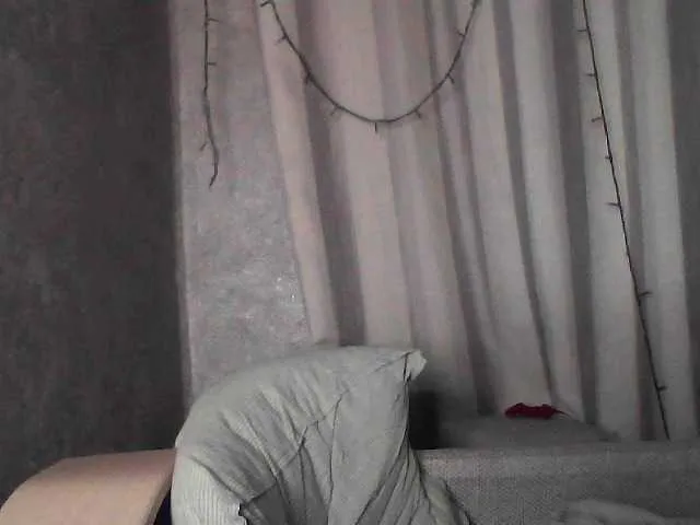 Live sex webcam photo for MilaBi-192569 #268714209