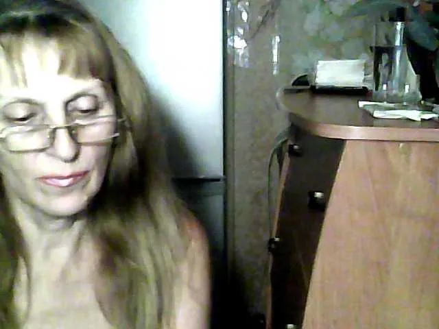 Live sex webcam photo for Sonya48 #268713925