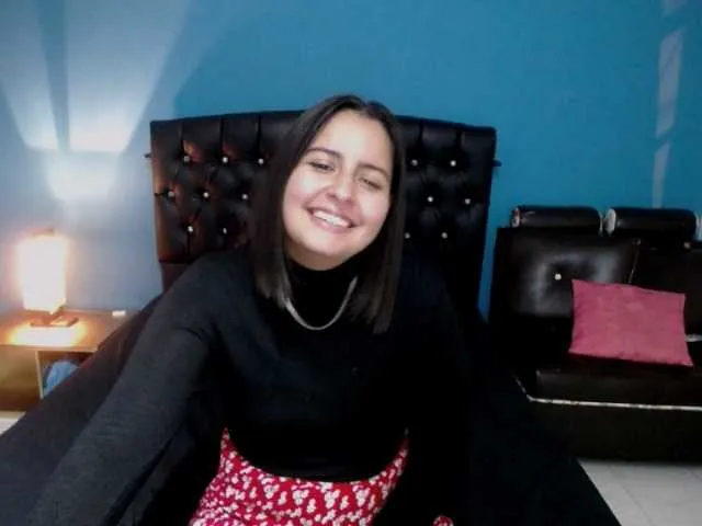 Live sex webcam photo for goddesstepha #268698790