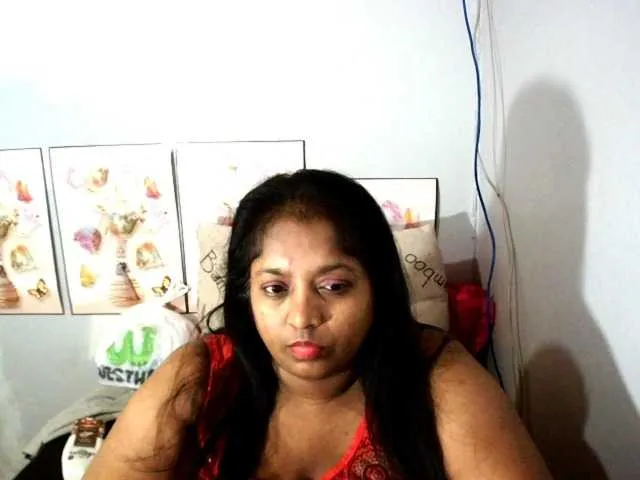 Live sex webcam photo for Indiantasha #287986167