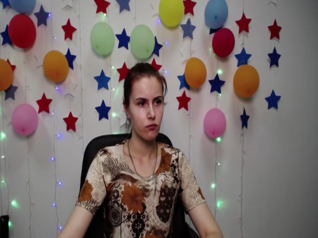 Live sex webcam photo for MollyTravis #268705741