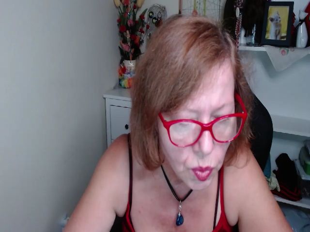 Live sex webcam photo for Adele_69 #268706968