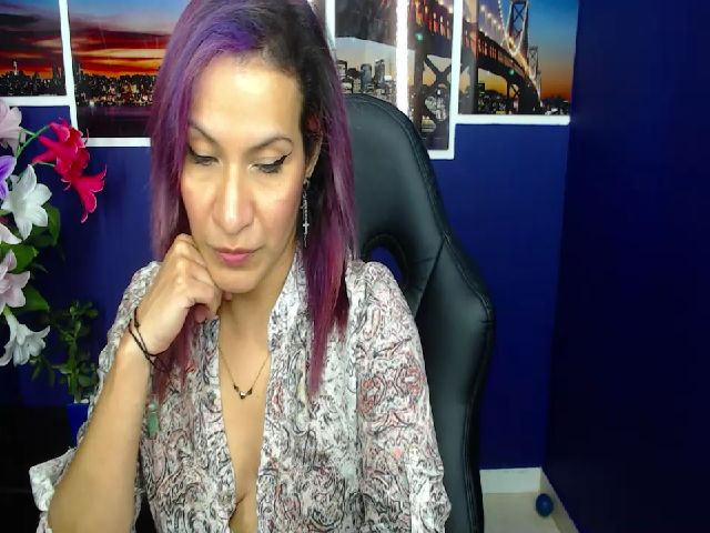 Live sex webcam photo for Infernalsexx #268697412