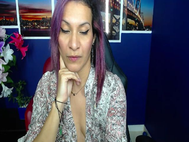 Live sex webcam photo for Infernalsexx #268699922