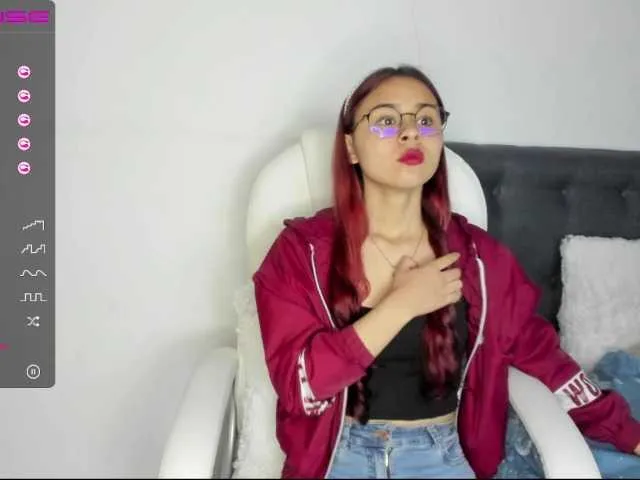 Live sex webcam photo for AshelyGirl #268699055