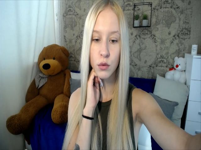 Live sex webcam photo for Tery_Hether #268707290