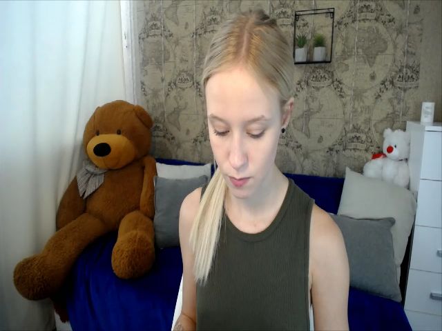 Live sex webcam photo for Tery_Hether #268709321