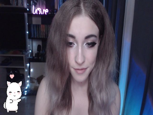 Live sex webcam photo for Your_Ellie #268699984