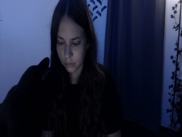 Live sex webcam photo for LadyMarceline #268701828