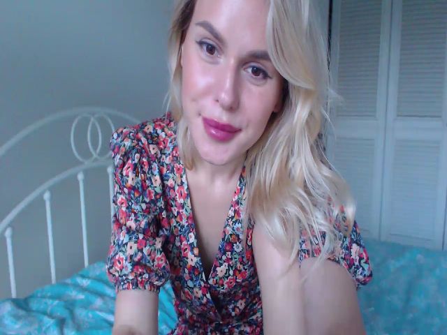 Live sex webcam photo for Passion0ut #268711699