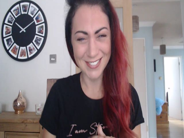 Live sex webcam photo for IslaMarie_x #268706206