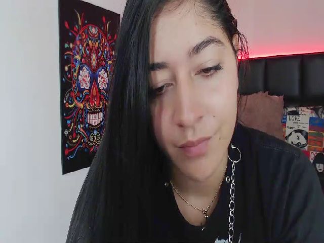 Live sex webcam photo for Eva_Zertalf #268711188