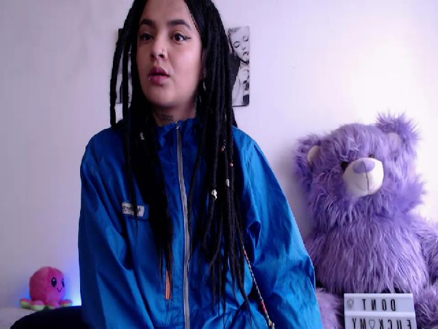 Live sex webcam photo for NinaFeliu #268710923