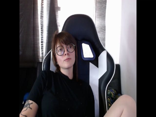 Live sex webcam photo for Arya_stark_ #268712762