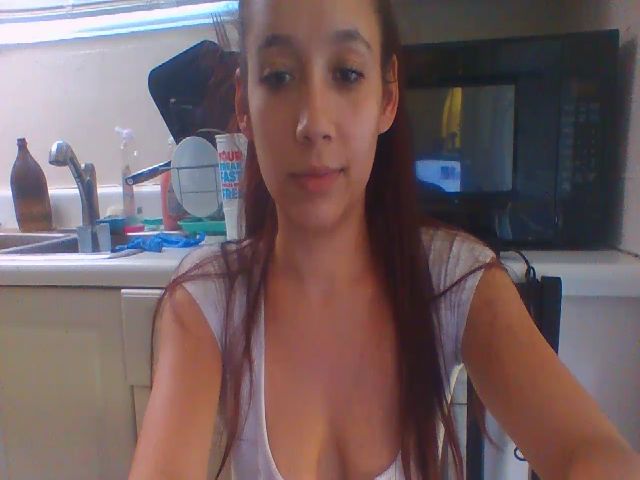Live sex webcam photo for HotMilllff #268711867