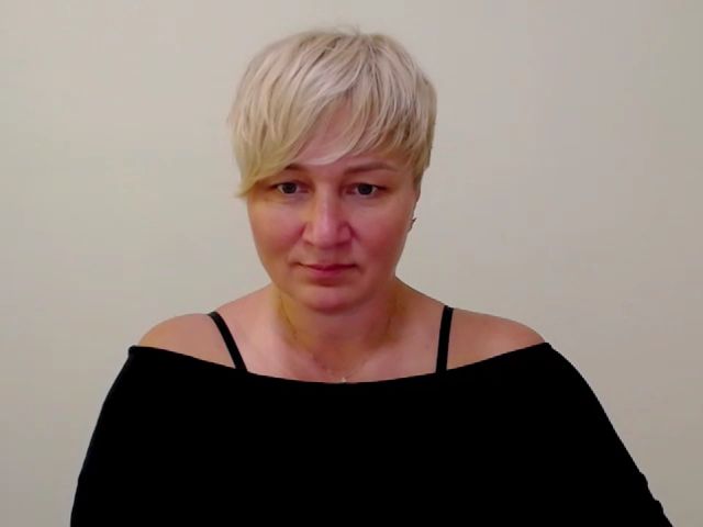 Live sex webcam photo for KailyMey #268709287