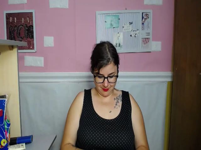Live sex webcam photo for MonLais #268710631