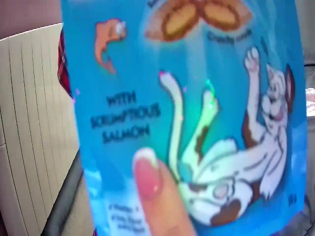 Live sex webcam photo for KhloeNxtDoor #268711175