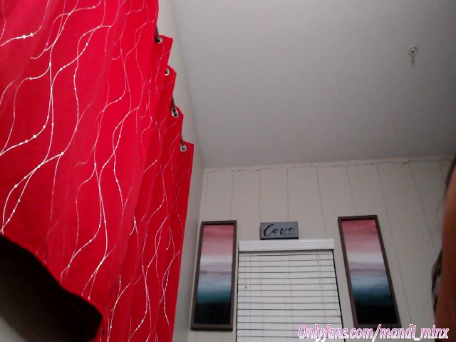 Live sex webcam photo for MsSweet_Tits #268701499