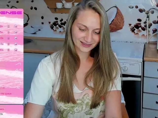 Live sex webcam photo for RitaMay #268708388