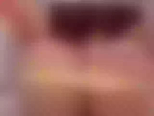 Live sex webcam photo for KatieNolan #268713328