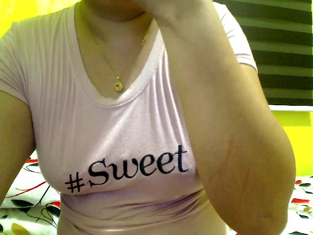 Live sex webcam photo for LiL_Spermaid #268701279