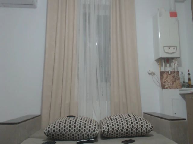 Live sex webcam photo for MusclesQueen #268717251