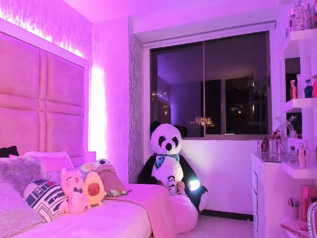 Live sex webcam photo for Andremontoyaa #268701108