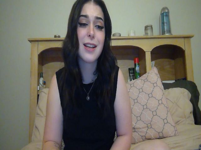 Live sex webcam photo for AuroraLightz #268702079