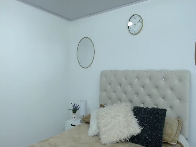 Live sex webcam photo for Laura_connor #268716154