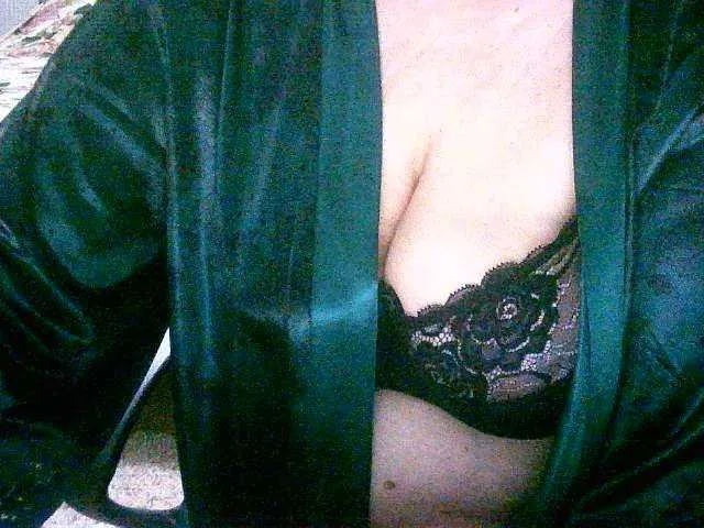 Live sex webcam photo for RomachkaT #268714713