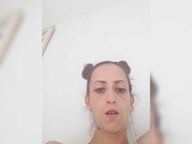 Live sex webcam photo for Melaniaxxs #268708140