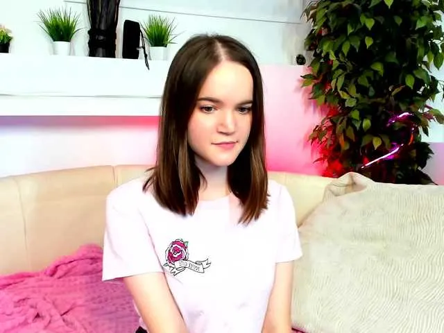 Live sex webcam photo for Dragon-Alice #268713453